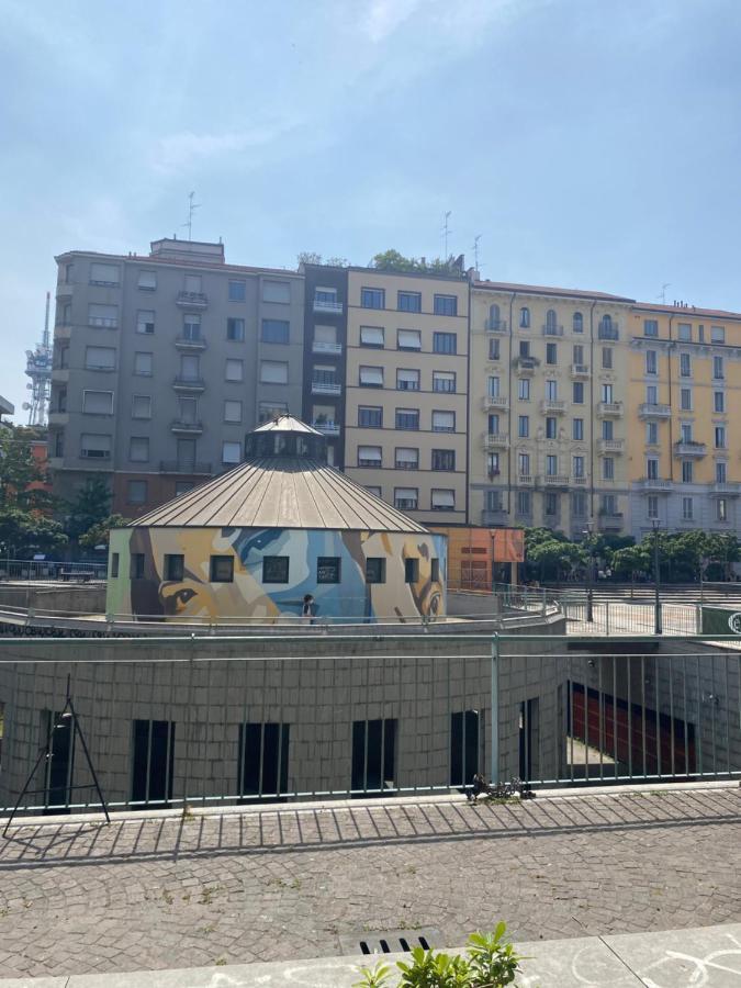 Gramsci 2 - Cozy Apartment Near Sempione Park! Milano Eksteriør billede
