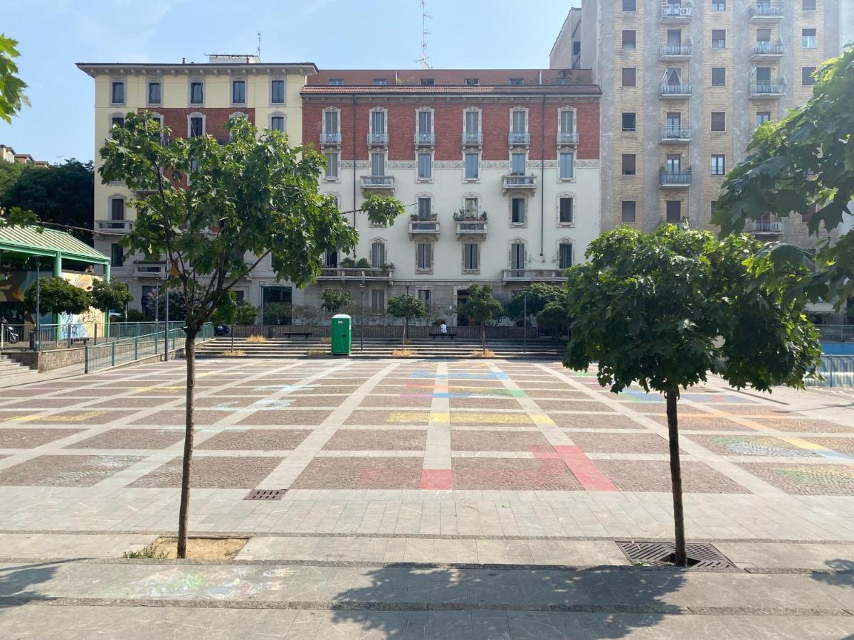 Gramsci 2 - Cozy Apartment Near Sempione Park! Milano Eksteriør billede