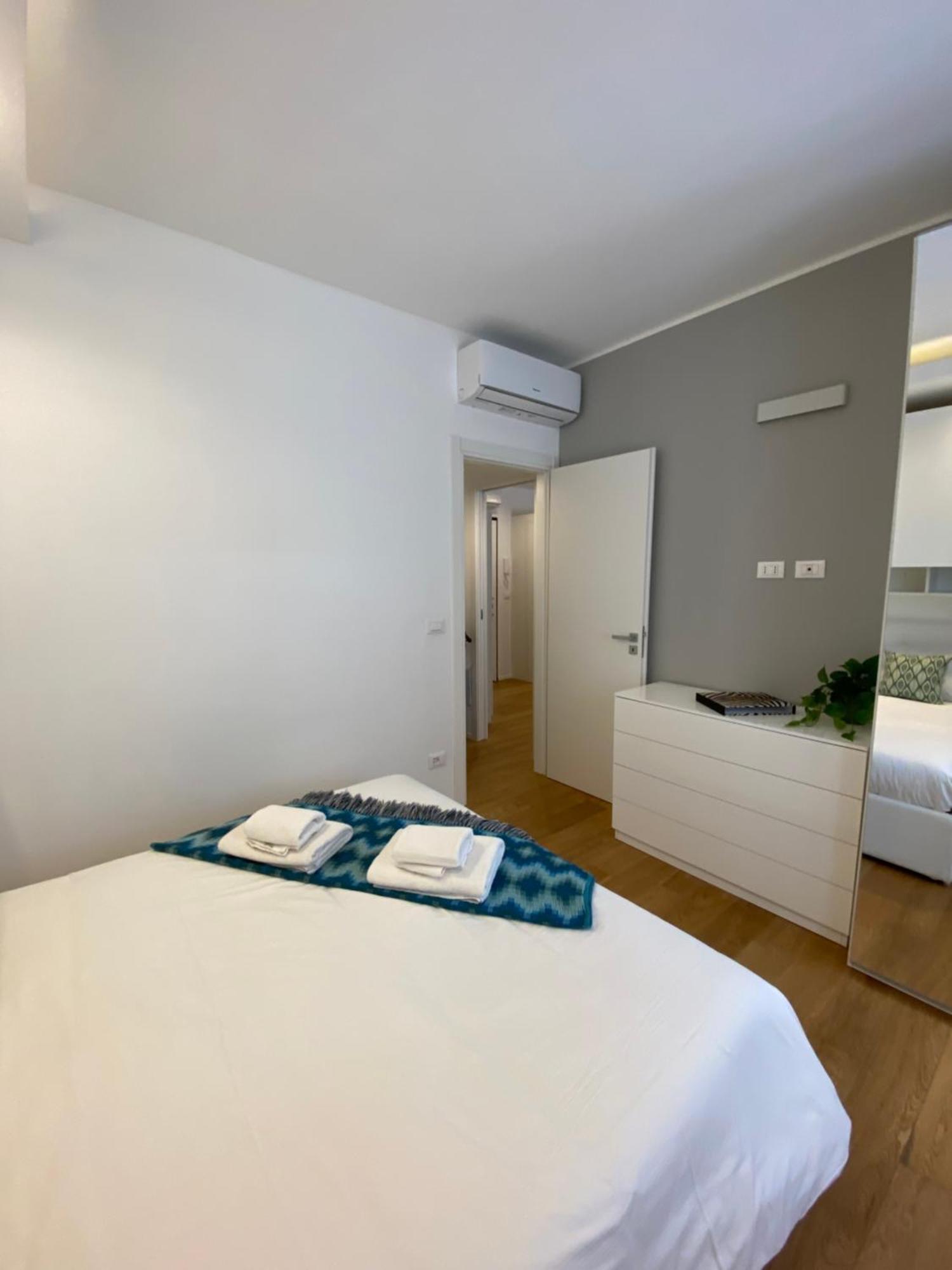 Gramsci 2 - Cozy Apartment Near Sempione Park! Milano Eksteriør billede