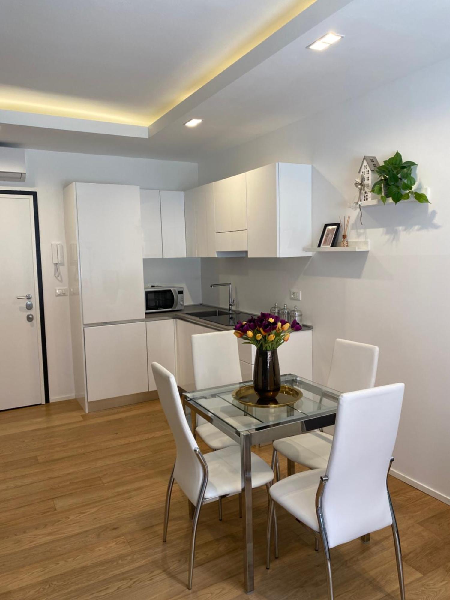 Gramsci 2 - Cozy Apartment Near Sempione Park! Milano Eksteriør billede